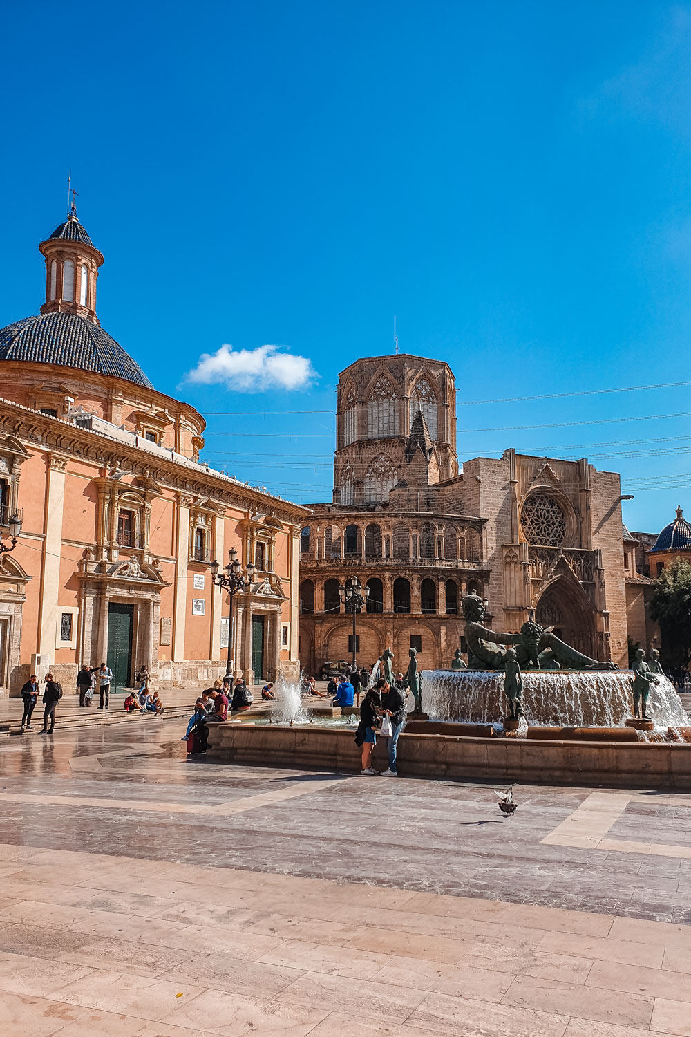 Turia Fountain at Plaza de la Virgin