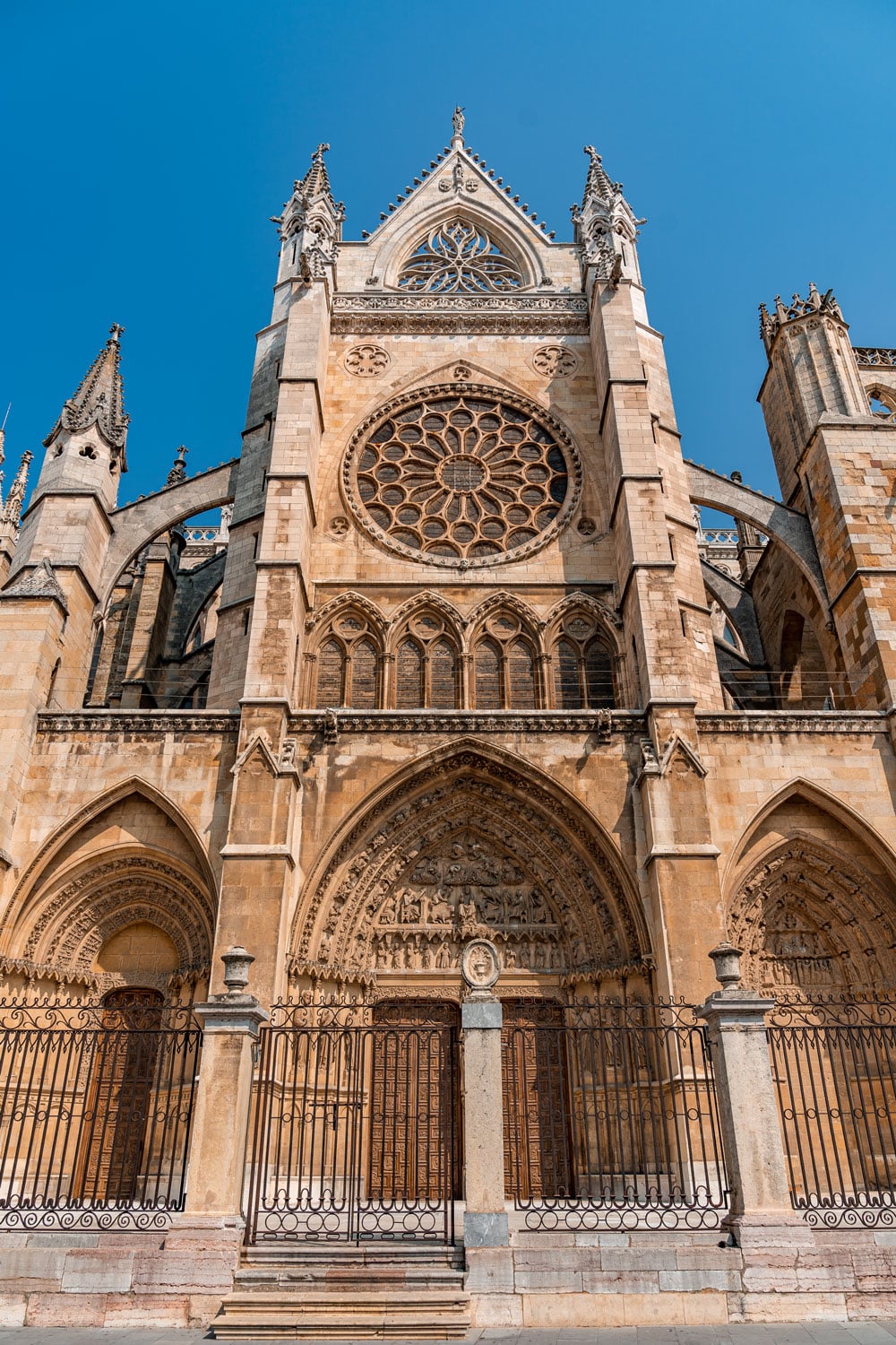 Gothic style Leon Cathedral exterior