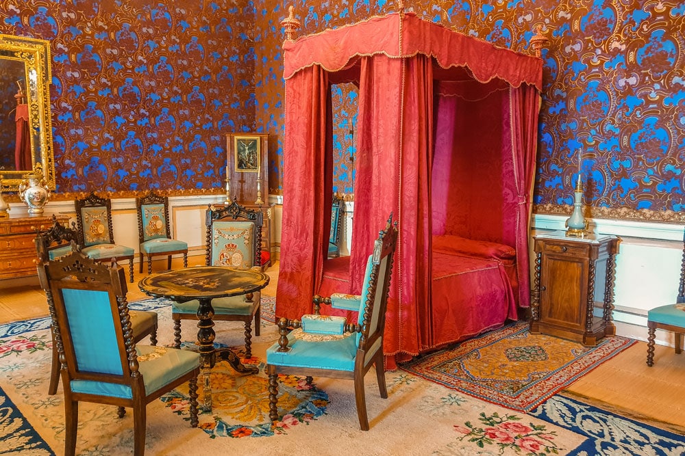 Royal bedroom at the Palace