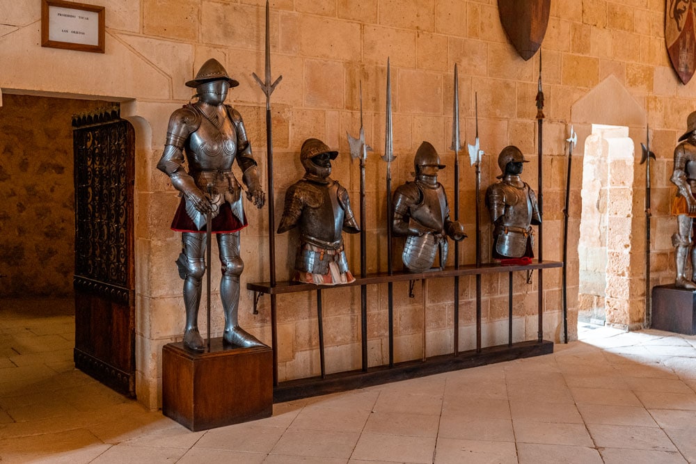 Armored knights in Segovia castle