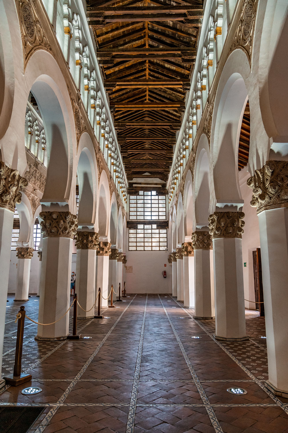 Synagogue of Santa Maria la Blanca interior