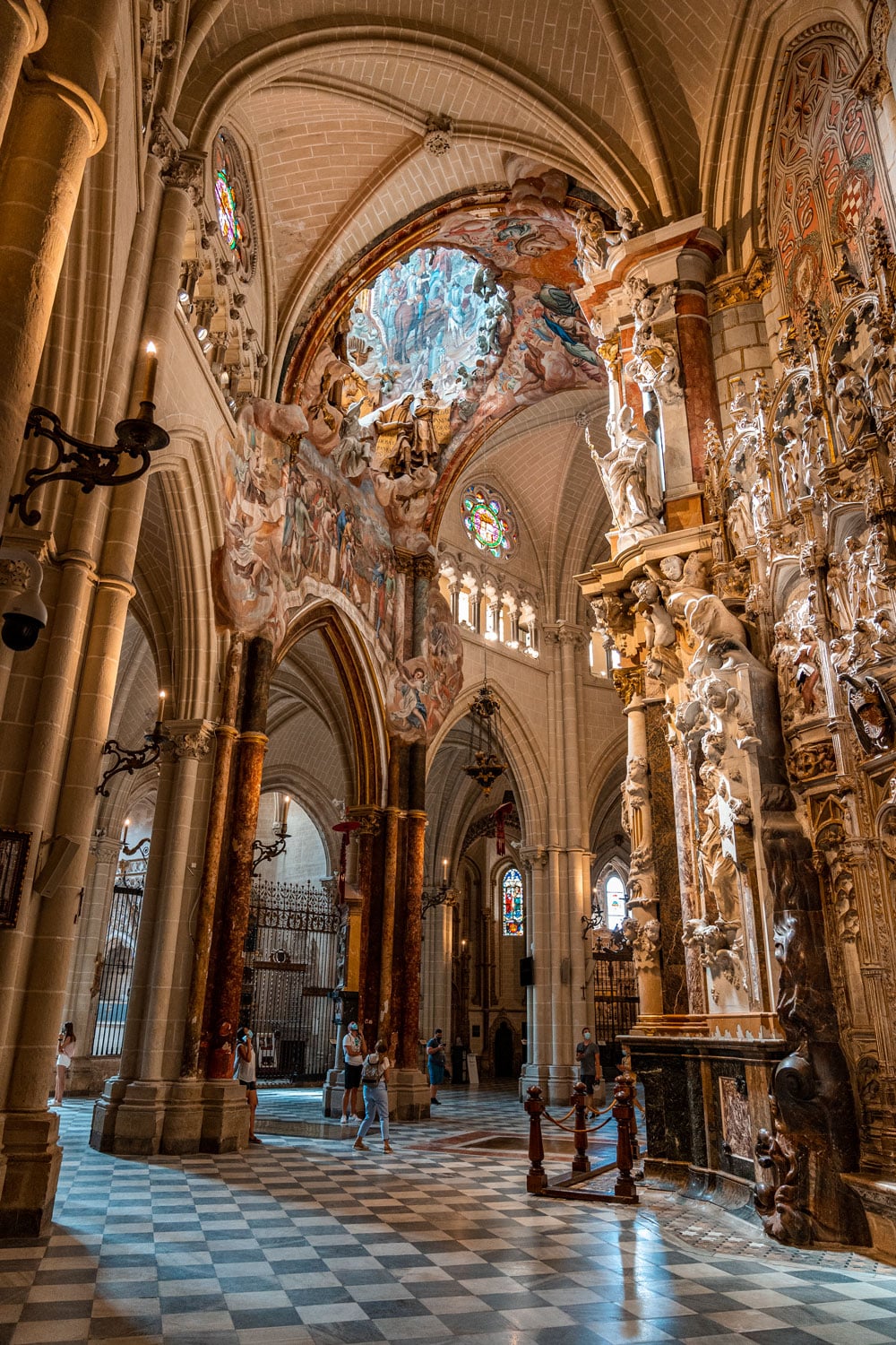 Powerful view of the Toledo Cathedral interior