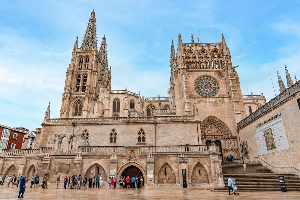 Burgos Cathedral tickent office and main entrance