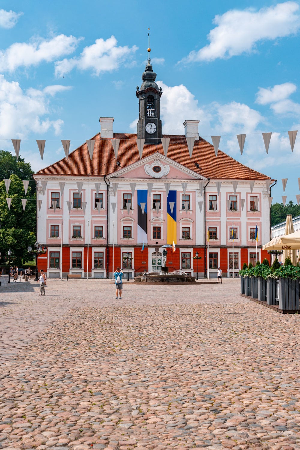 Tartu Town Hall Square and Tartu Town Hall