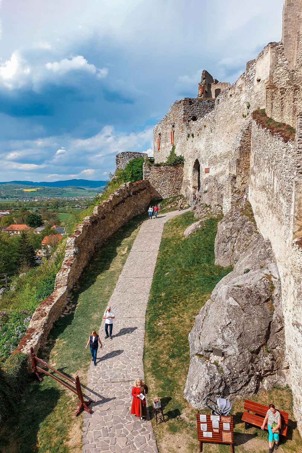 Castle wall in Beckov