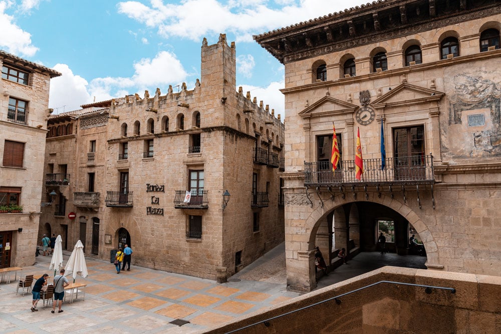 Valderrobres town square.